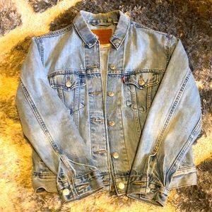 Levi’s denim jacket XS light wash